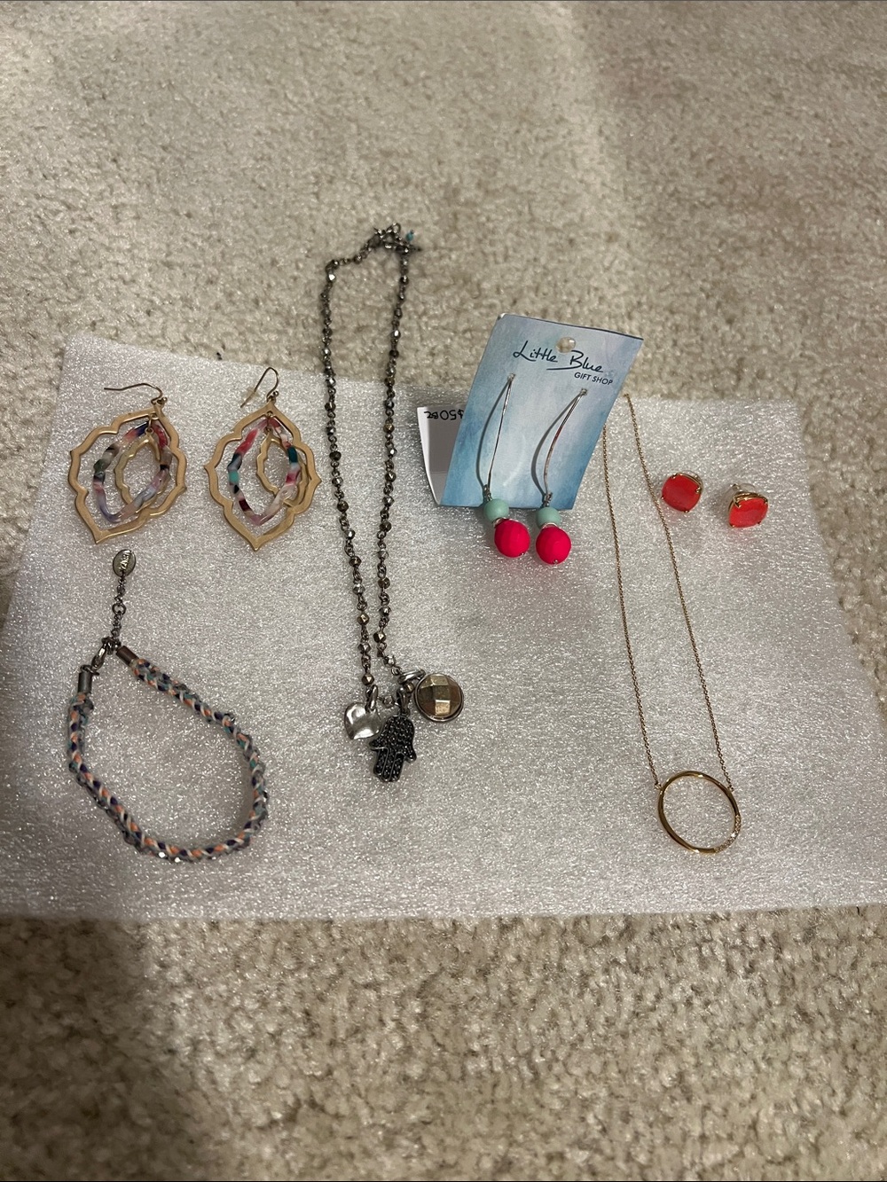 6 pieces fashion jewelry